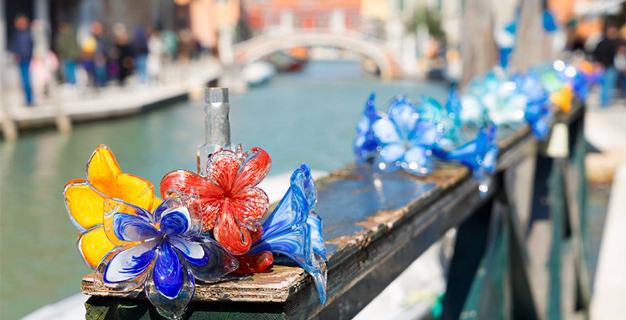 flores de murano na ilha de murano na italia